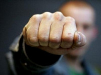 Довел сожительницу до состояния комы