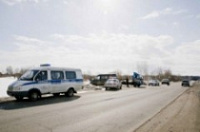 Ярославец на иномарке, скрываясь от сотрудников ГИБДД,  улетел в сугроб