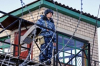 Житель Ярославля пытался перебросить в Угличскую колонию наркотики