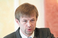 Евгений Урлашов предложил отдать городу право распоряжаться земельными участками