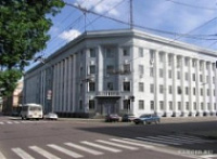 Пенсионер из Архангельска устроил ночной пикет у "серого дома"
