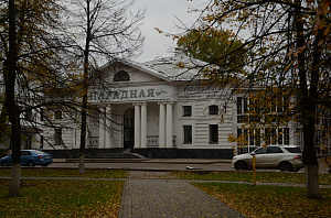 Парадная, гостиница