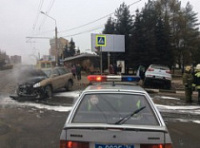 В Ярославле в результате ДТП загорелась машина