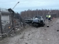 В Рыбинске автомобиль врезался в забор