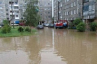 В Ярославле пенсионерку убило током, когда она пыталась прочистить затопленный ливнем подвал