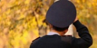 Лже-полицейские вымогали деньги у строителей