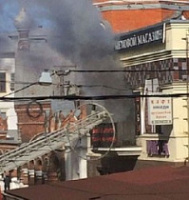 Пожар в салоне мехов в Депутатском переулке вызван поджогом