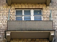 Во Фрунзенском районе Ярославля женщина выбросилась с балкона