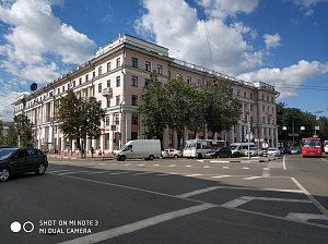 Резиденция белого кролика, клуб