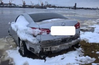 В Рыбинске из Волги выловили "Лексус"