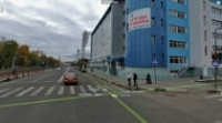 Разыскивают водителя, протаранившего два автомобиля в центре Ярославля
