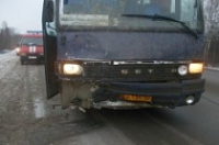 Рейсовый автобус "Кострома - Ярославль" попал в аварию