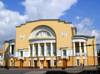 Около Волковского театра стартует акция против объединения с Александринкой