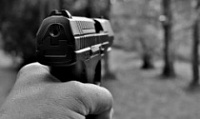Подросток обстрелял школьный двор