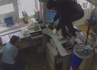 Молодые люди, грабившие заправочные станции, выслушали приговор