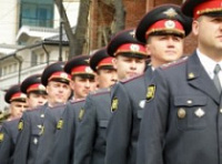 Ярославские полицейские помогают горожанам выжить в жару