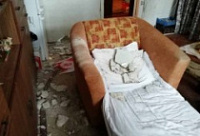 Обвалившийся потолок чуть не придавил пенсионерку