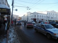 Пьяный водитель, не имеющий прав, сбил двух девушек в Ярославле