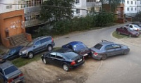 7-летний "водитель" на иномарке сбил свою мать