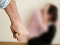 Житель Ростовского района жестоко избил 5-летнюю девочку
